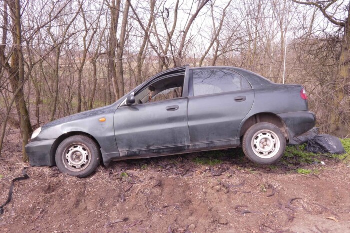 Filmbe illő bénázásba torkollott egy hazai autólopás