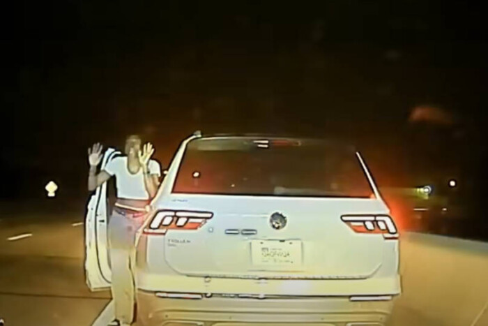 Saját életével játszott a rendőrök elől menekülő