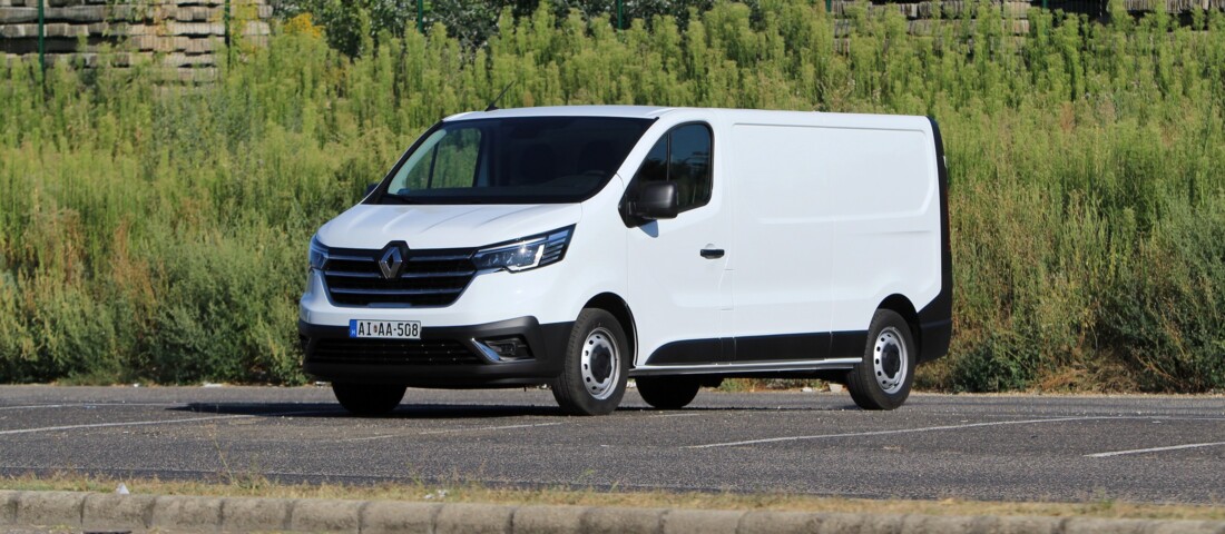 Fontos dologban erős ez a furgon