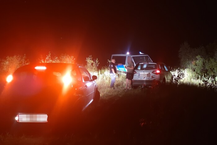 Kifogott rajta a terelés, órákra eltévedt egy autós