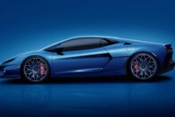 Versenytechnológiákkal jön a legújabb Lamborghini 72