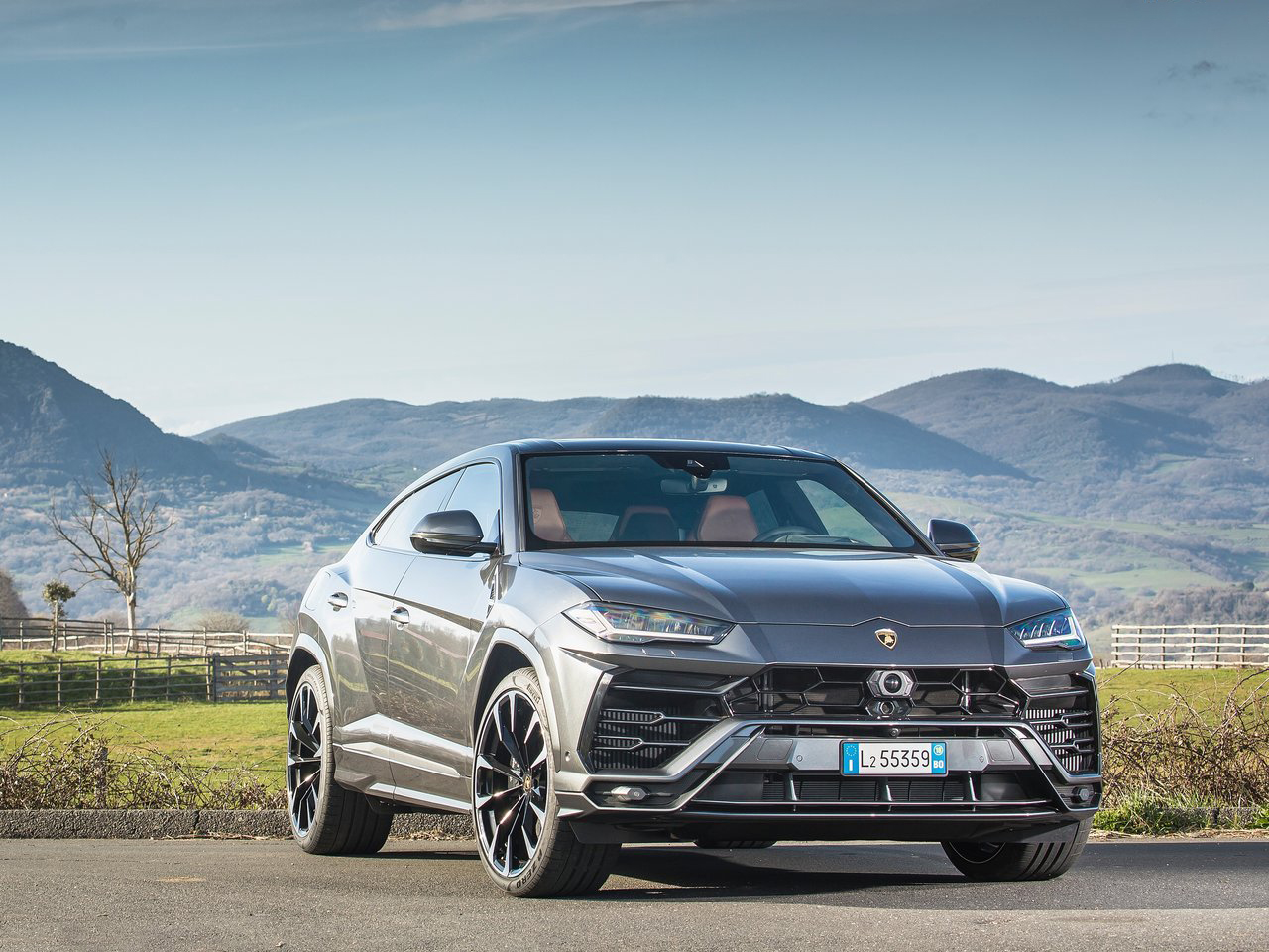 Dzsudzsák Balázs új luxusautóval járt Budapesten 3