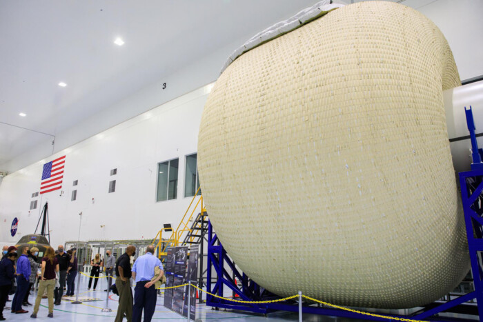 Így robban fecnikre a felfújható űrállomás