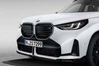 Már félelmetesíthető a BMW családi SUV-ja 27