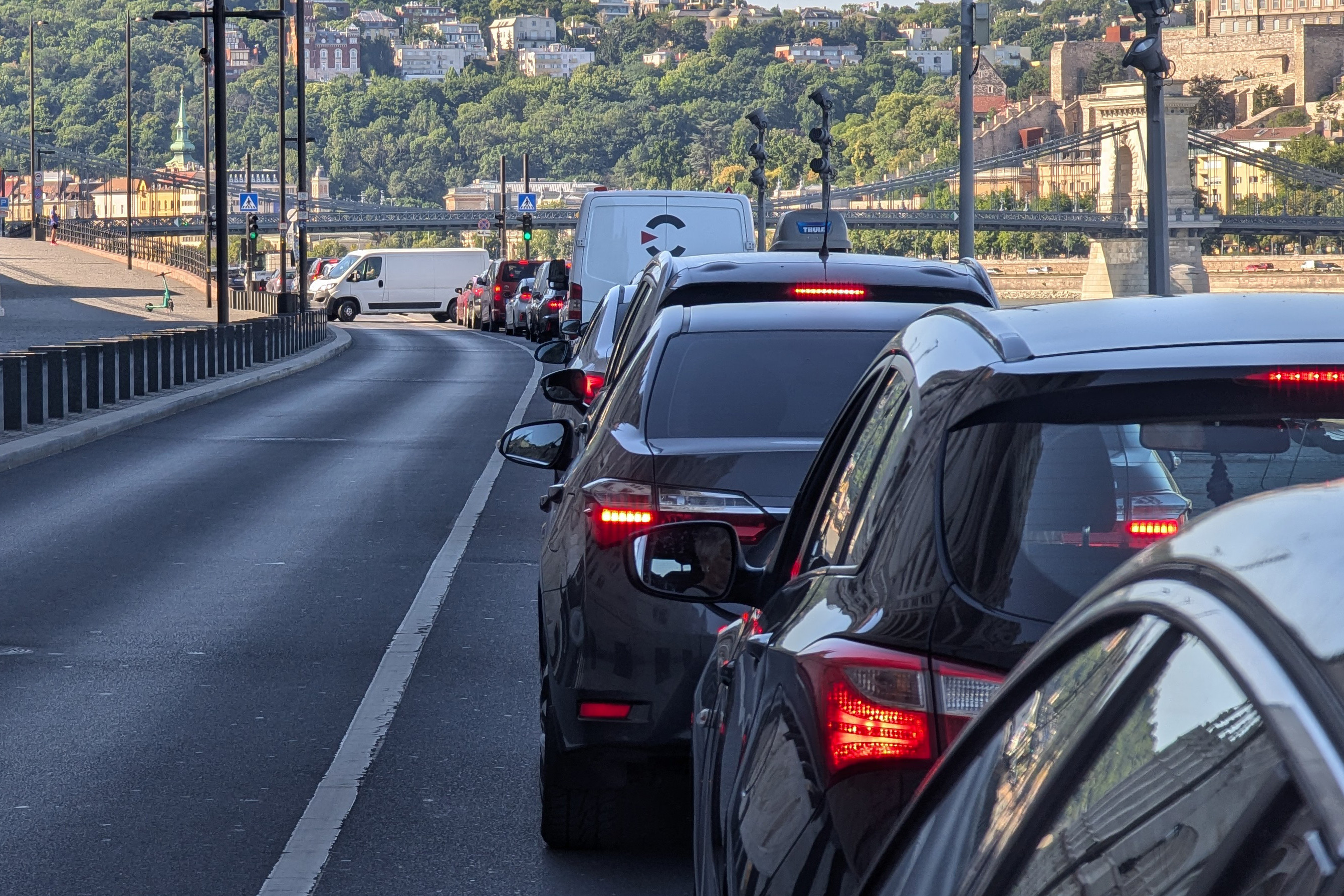 Delegáció bénítja meg Budapest közlekedését