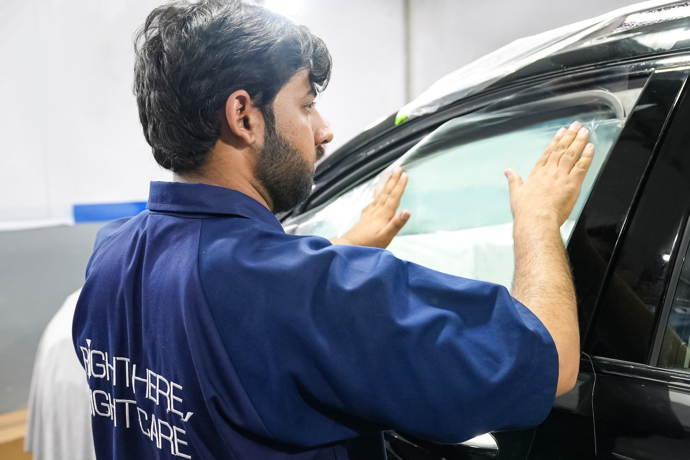 Hyundai 10 developed a transparent heat shield