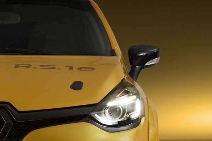 Vad városi Renault, amit nem engedtek az utcára