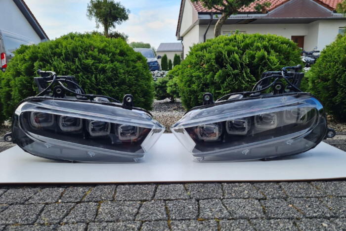 Tudod, mennyibe kerül két fényszóró a Bugatti Chironhoz?