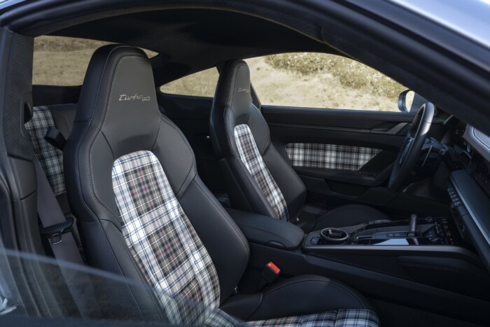 Ötven évet sűrített egyetlen autóba a Porsche 11