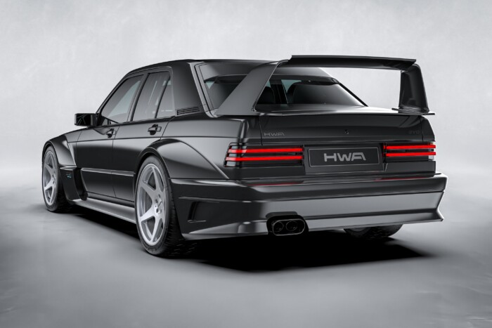 Félmilliárdért kelt el ez a régi-új Mercedes 6