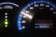 999 999 km: ezért legendás a Toyota 115