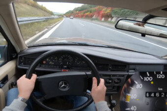 35 éves Mercedes: 136 lóerővel is szép az élet