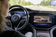 Felgyorsítja robotautóit a Mercedes-Benz 15