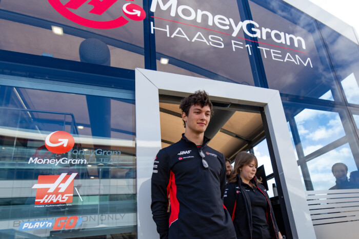 F1: Megvan, ki helyettesíti az eltiltott pilótát