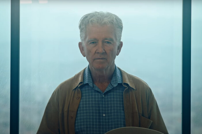 A Mol rettentő kínos reklámmal rukkolt elő, a főszereplő Bobby Ewing