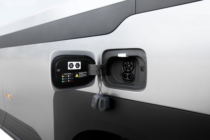 Szomorú arcú, nagy bendőjű furgon Kínából 5 | Vezess Szomorú arcú, nagy bendőjű furgon Kínából 5