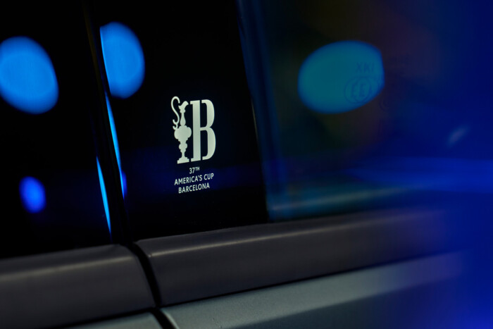 Új autó készül Győrben. Nem Audi 15 | Vezess Új autó készül Győrben. Nem Audi 15