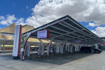 Megnyugodhat, aki elektromos autóval menne a Mount Everestre