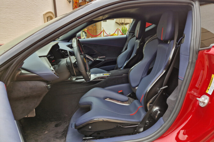 A V12 él, de mi meghalnánk érte 10