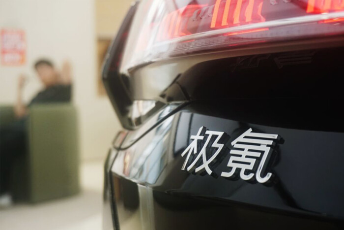 Amerikai radikális lépést fontolgat a kínai autókkal szemben