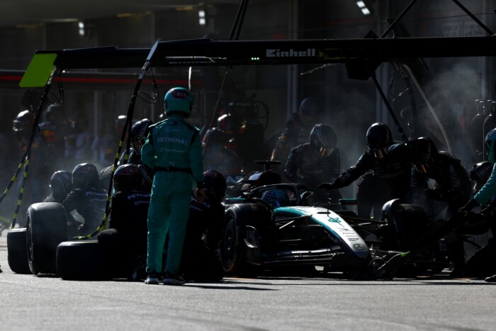 Dühös a pilóta, kiszámíthatatlanok az F1-es gumik