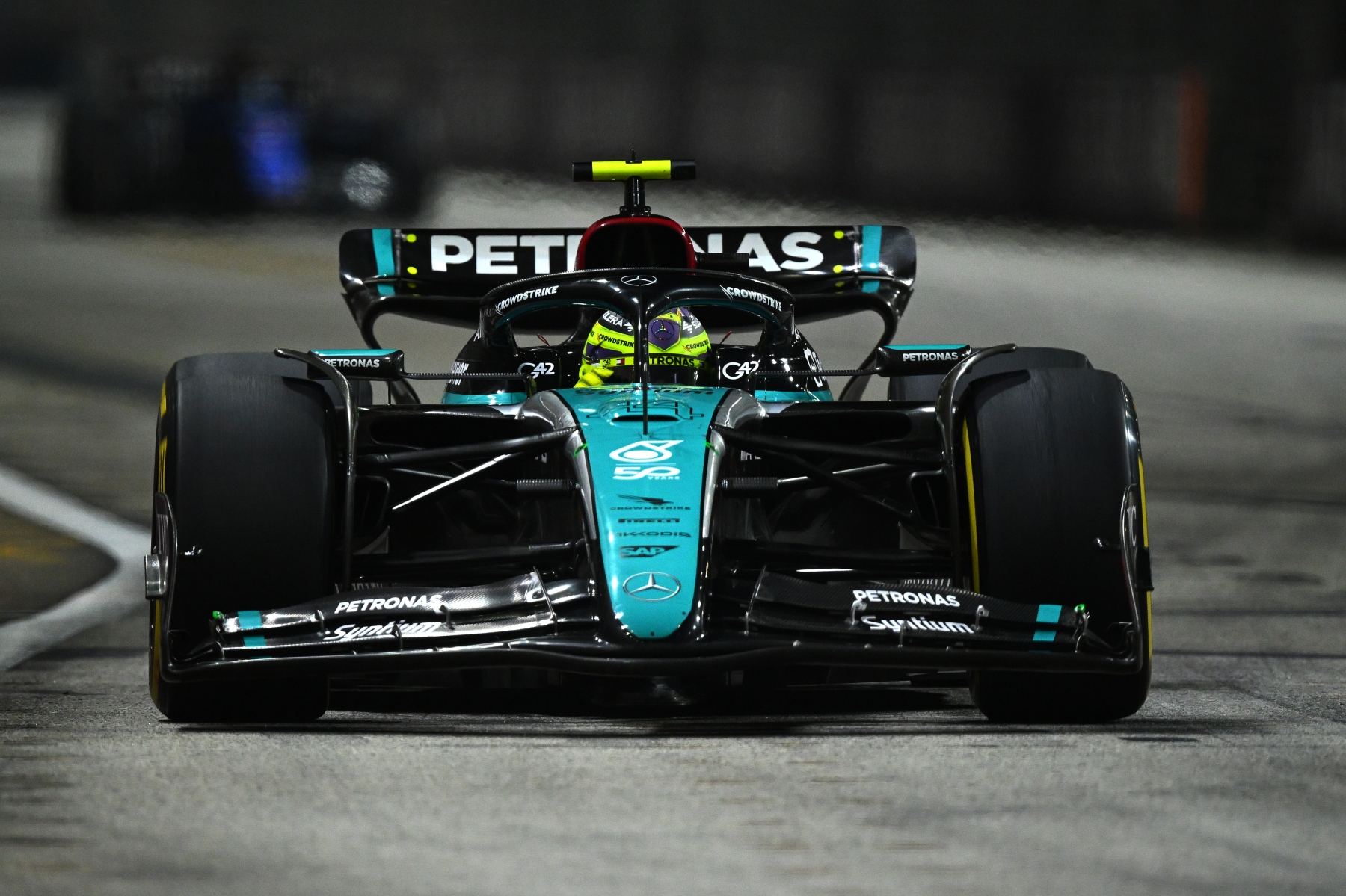 F1: El vannak veszve, tanácstalanok Hamiltonék