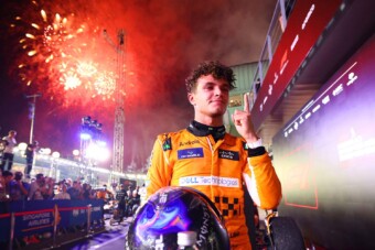 F1: Norris volt a fény a szingapúri éjszakában