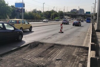 Két felüljáró felújítása is véget ért Budapesten