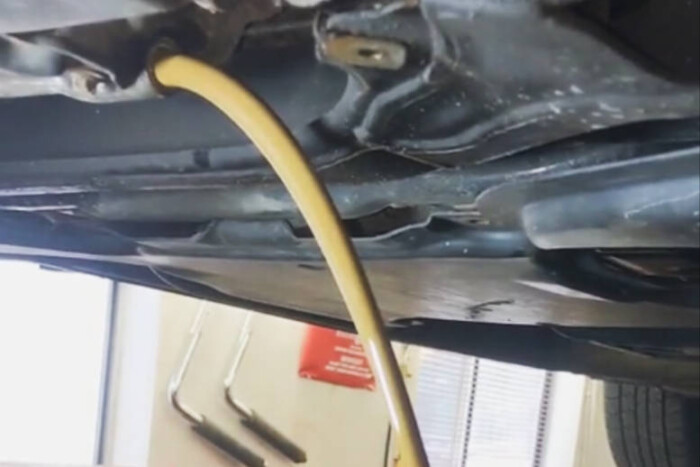 Ez lett a vége a rossz helyre töltött fagyállónak