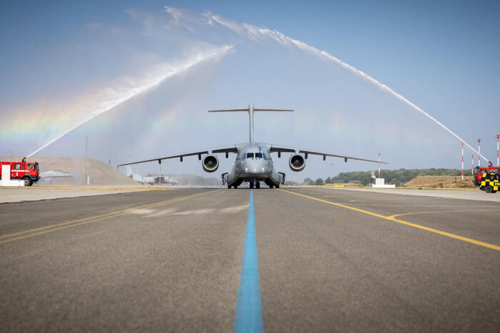 Egyedülálló, hatalmas repülőgépet vásárolt Magyarország 1