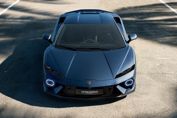 Bitang erős, de csak suttog az új Lamborghini 1 | Vezess Bitang erős, de csak suttog az új Lamborghini 1