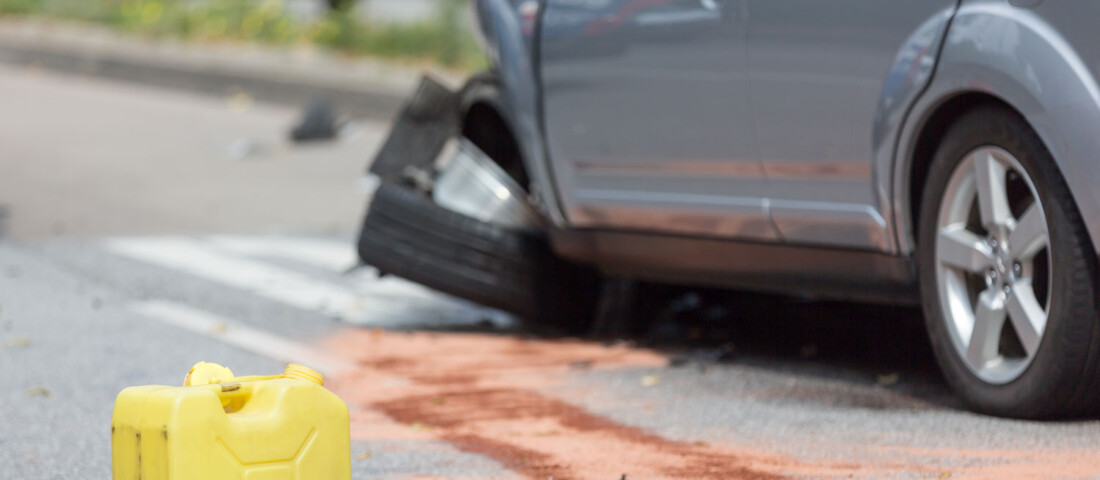Eltűnt a horgászok Skodája alól az út