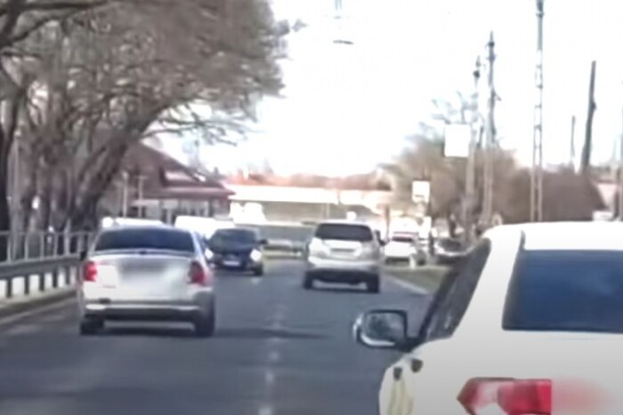 Örökre eltiltották a vezetéstől a Pesti úti ámokfutót