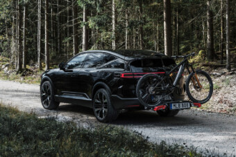 Hat kerékkel ad teljes terepélményt az autógyártó