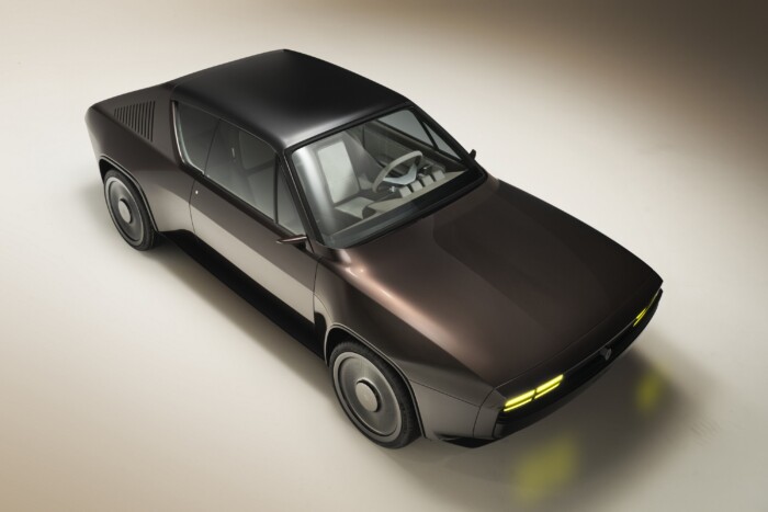 Újabb időgépet épített a Renault 14 | Vezess Újabb időgépet épített a Renault 14