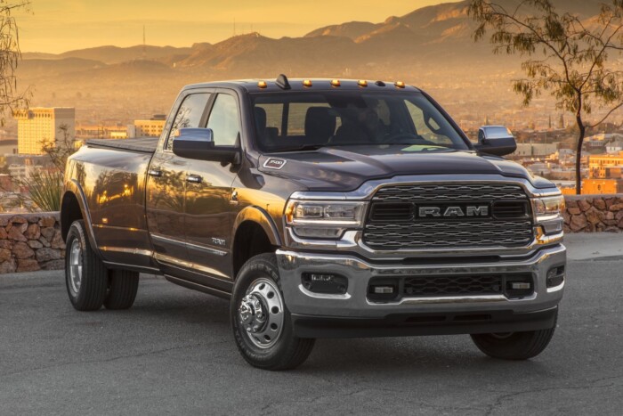 Leváló alkatrész nyársalhat fel ebben az autóban 6 | Vezess Leváló alkatrész nyársalhat fel ebben az autóban 6