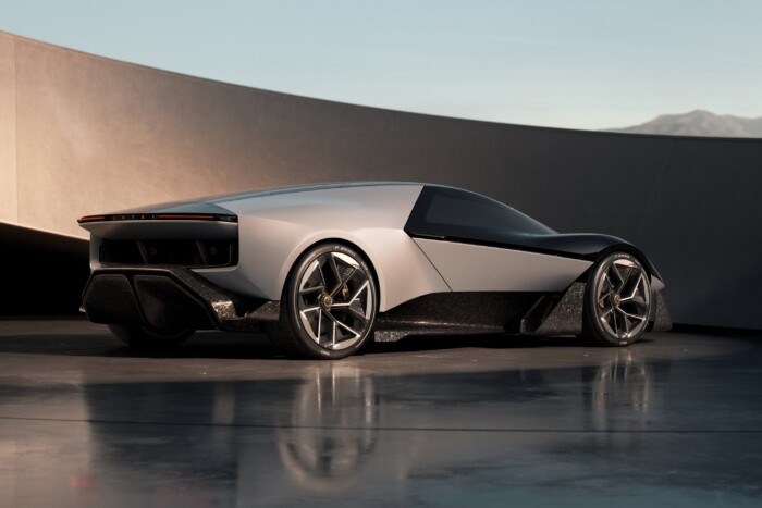 Bizarr funkciókkal pakolták tele ezt a sportkocsit 12