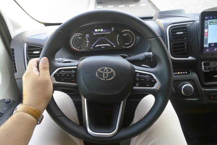 Nagyok bajszát is megráncigálhatja ez a Toyota 12