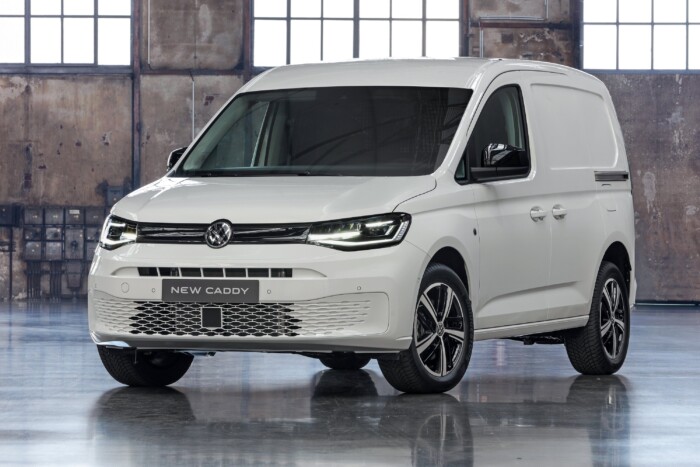 Leváló alkatrész nyársalhat fel ebben az autóban 8 | Vezess Leváló alkatrész nyársalhat fel ebben az autóban 8