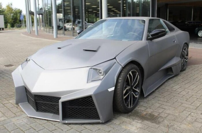 Ezért nem érdemes öreg Toyotából Lambót építeni 2