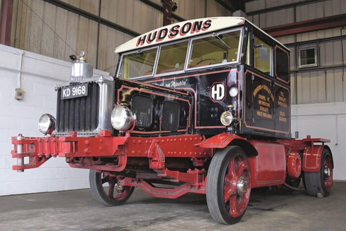 Közel 100 éves csőrös került eladósorba