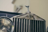 Tömör aranyrúdtól súlyos ez a Rolls-Royce 60