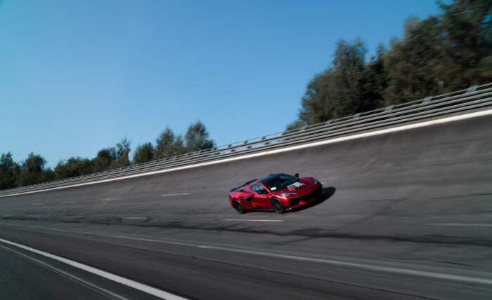 Nincs ennél gyorsabb, megfizethető sportautó 1