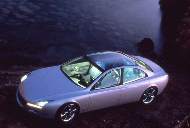 Ez az autó üzenet volt az olaszoktól a Peugeot felé 4