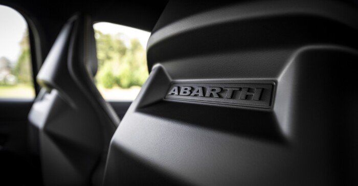 Nem gyártott még erősebb autót az olasz sportmárka 8