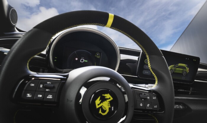 Nem gyártott még erősebb autót az olasz sportmárka 7