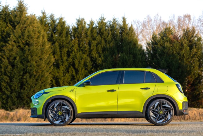 Nem gyártott még erősebb autót az olasz sportmárka 6