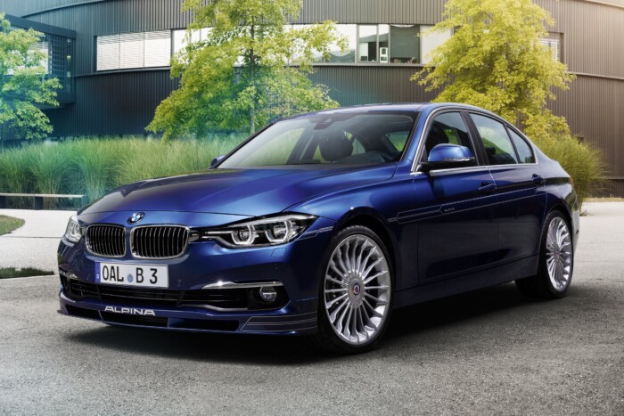 Lábon lőheti vezetőjét ez az autó 5 | Vezess Lábon lőheti vezetőjét ez az autó 5