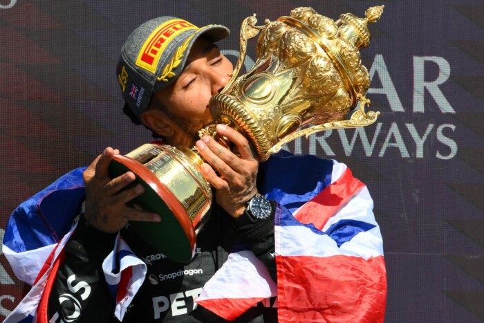 Hússzoros áron kelt el Lewis Hamilton luxusórája