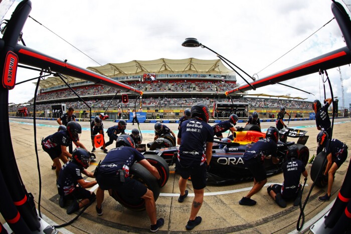 F1: Rövidre zárta az FIA a padlólemez-ügyet